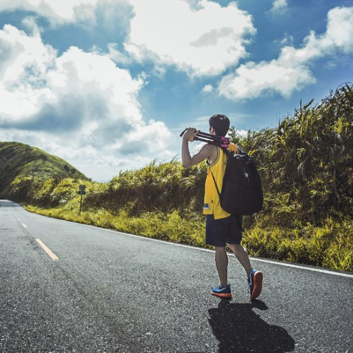 searchai1's profile picture. みなさんお仕事お疲れ様です😃 
いつも決められた時間まで仕事って辛くないですか？正直、自由な時間が欲しいですよね✨
それなら一緒にネット物販始めませんか⁉️今はパソコン一台で稼げる時代です💻 ここでは稼げるノウハウを配信中⚡️
夢を叶える手助けを全力でサポート致します👍