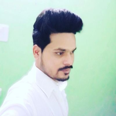 🇮🇳Engineer by profession,Farmer by heart, Socialist for life, A Bihari boy with a love for poetry,cricket,music,memes &sarcasm.