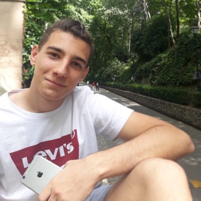 Oscar__dchc's profile picture. Insta: @oscar_dchc