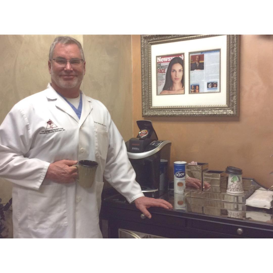 DavidLe49301904's profile picture. My personality