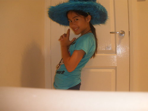 ISiZ_NONAN's profile picture. I AM ALWAYZ BoooooRED! :) LOL!