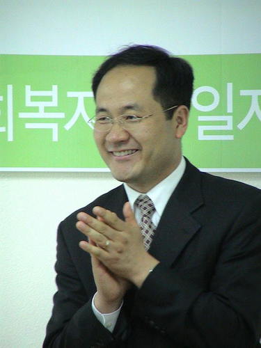 leebeyongseong's profile picture. 은샘공동체 대표