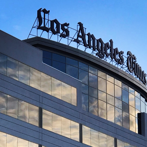 News, tidbits & spin from @latimes Communications Department.