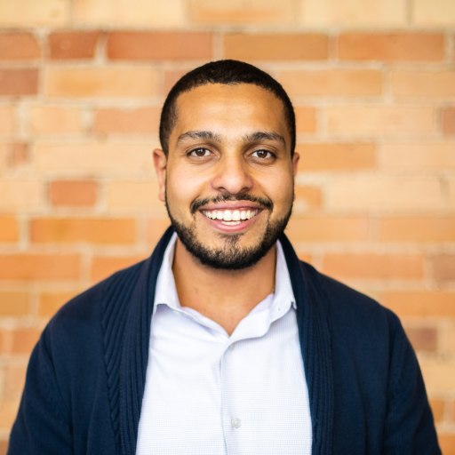 Sr. Product Manager @awscloud ☁️ || PM Instructor @BrainStation 👨🏽🏫 || Espresso-powered ☕️ || Opinions are yours 🤘🏽