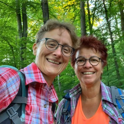 Autorinnen, Outdoor-Wander-Bloggerinnen, Wandern, Outdoor, Fotografie und alles, was dazu gehört. Es twittern Anita @anitabekani02 und Claudia @dieminou