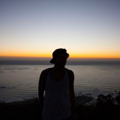 whoismrrobot_'s profile picture. 