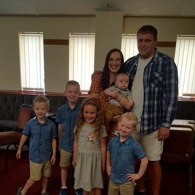 shelleymaimone's profile picture. mummy to 4 gorgeous boys 😊😊😊
