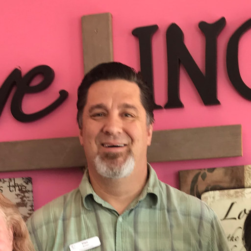 Husband, father, and Executive Director of Love In the Name of Christ of Yakima, living in Yakima, WA.