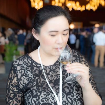 deedls's profile picture. eating well, travelling the world and living life unapologetically. 🙌🏼