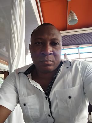 Diony Pierre, Ing, Avocat. Prop. Quincaillerie La Liberté. Président /Chambre de Commerce du Nord Est 24-27, Président du Rotary Club de Ouathe.