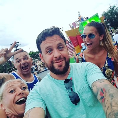 Entrepreneur, Coach, Charity Founder, proud father of 4. 15 years in children's social care. Now on a mission to help big people get the best out of their lives