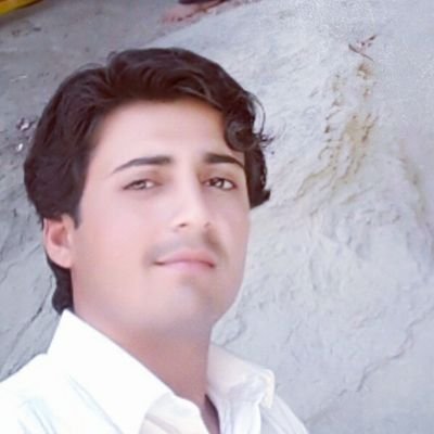 ‏‏میں عمران خان کے ساتھ ہوں                     
کیونکہ اللہ کا حکم ہے کے                     
کُونُو مَعَ الصّادِِقِین                 
سچے لوگوں کا ساتھ دو