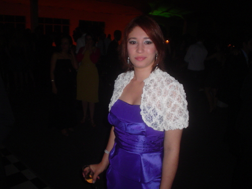 ELOIZAJM's profile picture. Eu sou amiga, companheira, um pouco destemida, amo música!