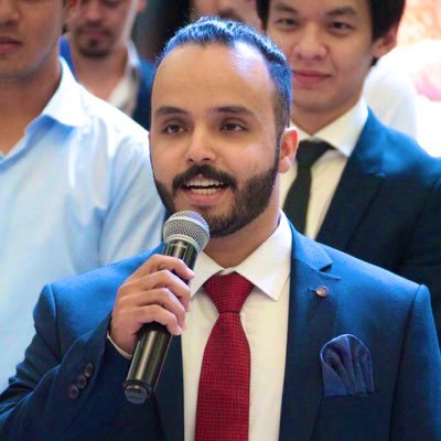 خريج الصين هندسة اتصالات graduates from china 🇨🇳 in communication engineer from Beijing university of posts and telecommunications . Snap. https://t.co/w5tQeiz0Gu