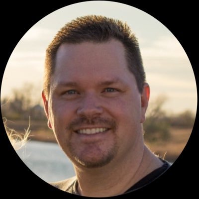 Proud dad, loving husband, computer nerd, avid golfer, and baseball fan.