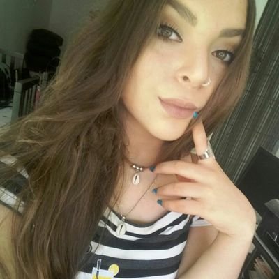 JenniferKurman1's profile picture. desgostosa
100% cansada
merecia muito mais
feia mas o pé é bonito