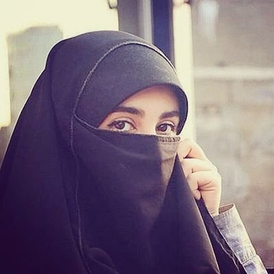 آرشیدام:🧕بانوی باوقار و آراسته🧕
🌨دخترزمستوون❄...☃️باعطرملیح دی ...🌬
پیگیر مسائل سیاسی.. مدافع چادر⚘
بافتخار❤بسیجی....ولایی