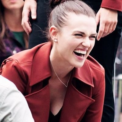 For Lena, it's Kara. For Kara, it's Lena too. || Katie McGrath hugged me and I still haven't recovered