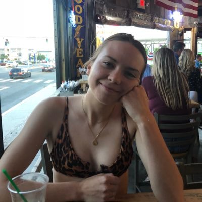 emilyw1235's profile picture. 