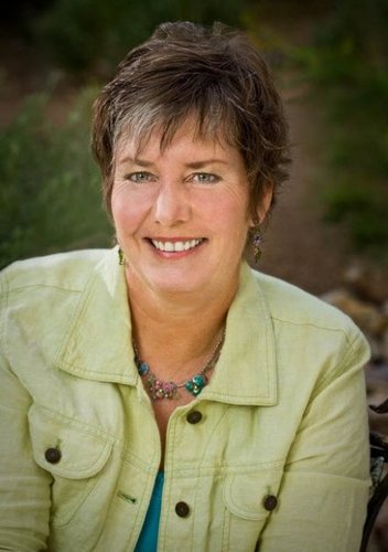 Helen Graves, teacher, coach and speaker, loves helping people tap into the power of their thought so they can create whatever life they desire.