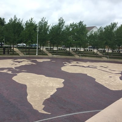 concernexpat's profile picture. Teacher. Youth worker. Expat. Citizen of the world. Communication is key. Stay educated. Stay informed. Help create change with non-violence.