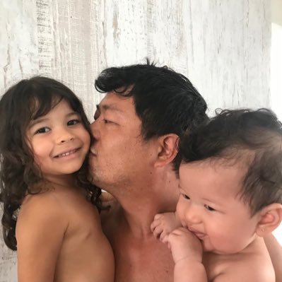 flavio_umeo's profile picture. Pai da Agia Sofia e da Alicia, tio da Ana Elisa, Laura e Isabela. Pescador esportivo 🎣 e um amante do Tênis 🎾. Enpreender sempre robozinho do sistema jamais!