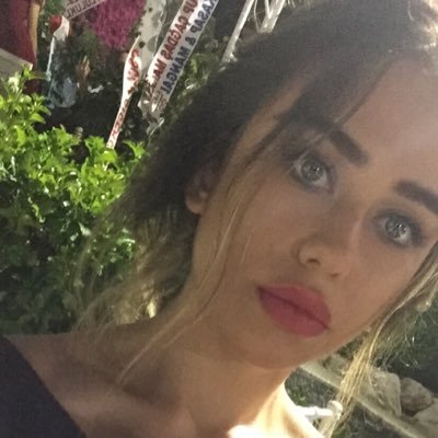 oznurrrsss's profile picture. İnsta: oznurrrsss