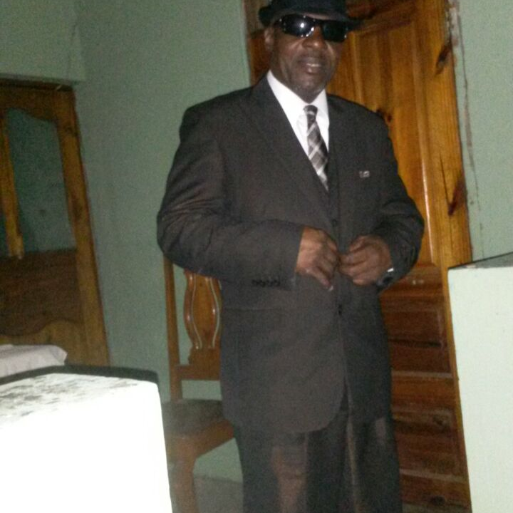 laure441's profile picture. CEO