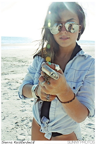 SierrasPants's profile picture. I like to be called Sierra. I'm single But not sure if i'm looking. you can try to change my mind. talk to me or i'll have to bite you ;)