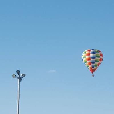 musiniku's profile picture. ありとあらゆる街角で　僕も救われたいんだけど