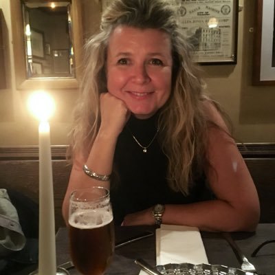 Daughter,wife,mother😊.love all things homely, cooking gardening and enjoyment of country walks & a little photography. I love a giggle.