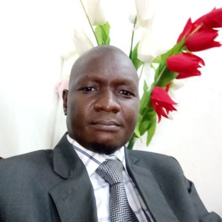 Né à Gatete, Rumonge. Conseiller en Communication & Porte-parolat à @nshingamateka, Assemblée nationale du Burundi. Béni d'être Burundais. Rends grâce à Allah.