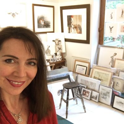 I’m a busy Artist with a gallery showcasing my work, attached is a bespoke picture framing workshop, where I frame all manor of objects for customers 😊