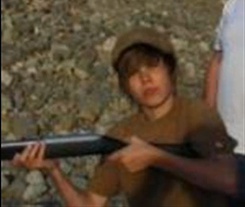 one girl and one love: @justinbieber ♥ .since 29/7/2010 @justinbieber followed me in 12/09/2010 at 14:59 p.m. and was my 288 follower