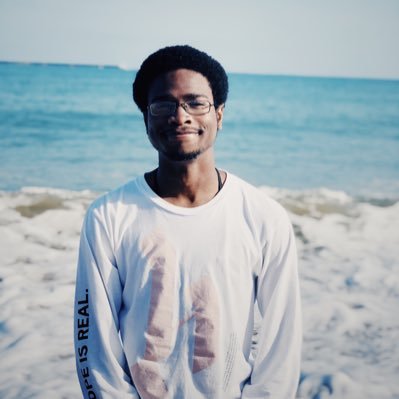 Michael4112002's profile picture. this is where I complain about corporations