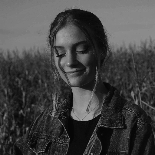 CarenzaS's profile picture. 