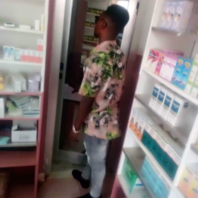 AgyeiEb65636252's profile picture. One