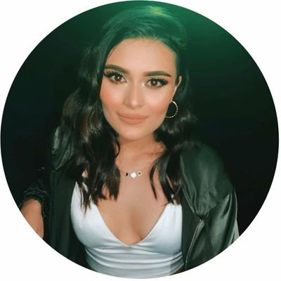 KariXCache's profile picture. ayolaa