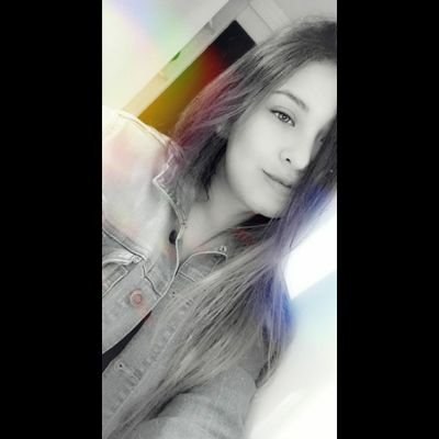 MuozZulay's profile picture. smile C:
Enfermera UIS










































































Con un futuro incierto pero llena de esperanza.