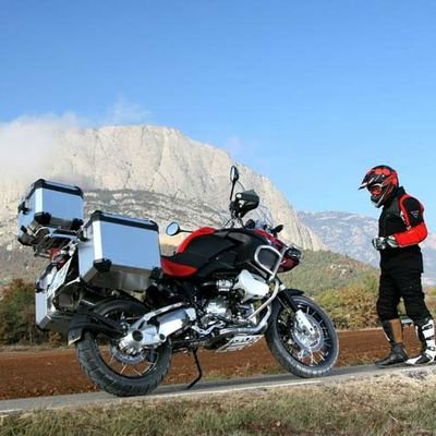 🌄🇪🇺🇪🇸CPL XXXI🇪🇸🇪🇺🚵🏃💨
🏍🚓Un cordobés en la Mancha🚓 🏍 🏜🏕Aprendiendo de un Nómada 🏕🏜 Del Valle de los Pedroches (Córdoba).