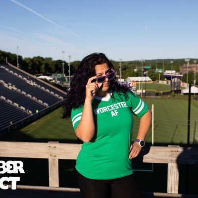 alexis_matera31's profile picture. she/her