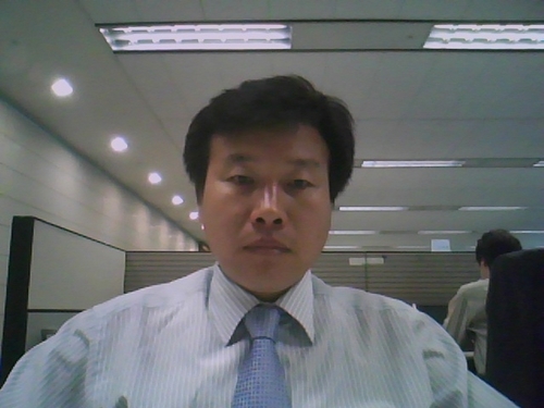 mildhong11's profile picture. 