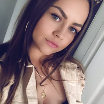 shanomallx's profile picture. 