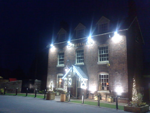 bellpubshifnal's profile picture. 1800c coaching inn which boasts character, charm, great pub food and a warm reception, 1km from J3 of M54 on the A41.

Log fires thro' winter x See you soon?
