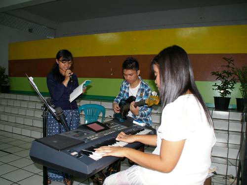 devinamulyadi's profile picture. aku itu aku, bukan kamu.. be yourself :)