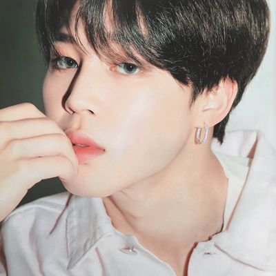 bora_bada's profile picture. 