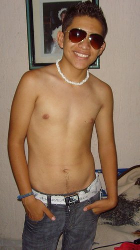 anthonybryan's profile picture. buscando algo nuevo de lo usual