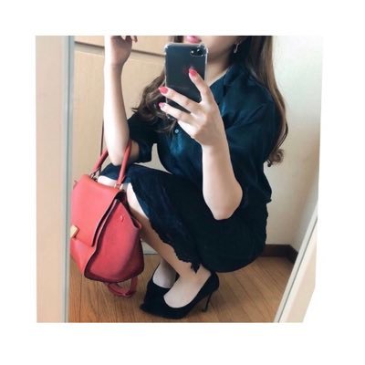 都心の不動産を売買してます。アニメと漫画とマンションが好きなオタク。時々ジュエリー💎💍とか、旅行✈️、外食🍽️