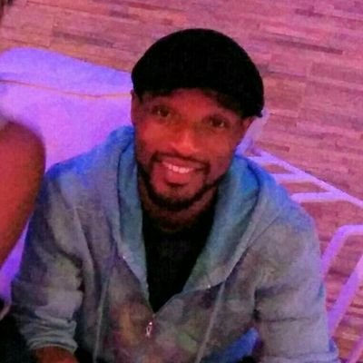 Medical Doctor.
Urology Resident.
Manchester United Fan.
Fitness and Sports Enthusiast.
Interested in Research Medicine.