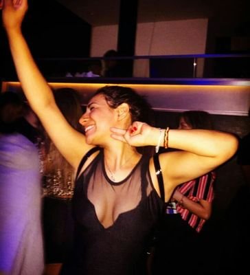 Maca10489389's profile picture. Bailarina de salsa y bachata💕
Futura Profe de Ed. Física
Amante de la joda, la🍺,los perros y gatitos😍